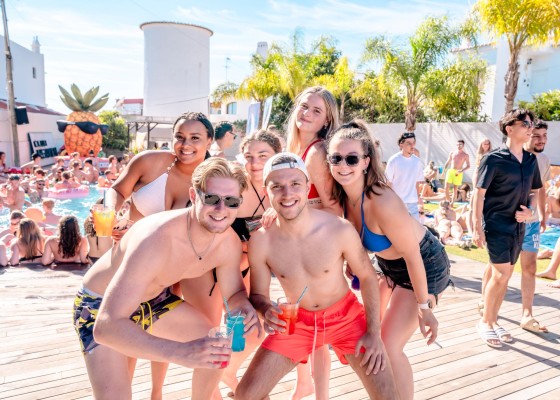 boat-and-pool-party-package